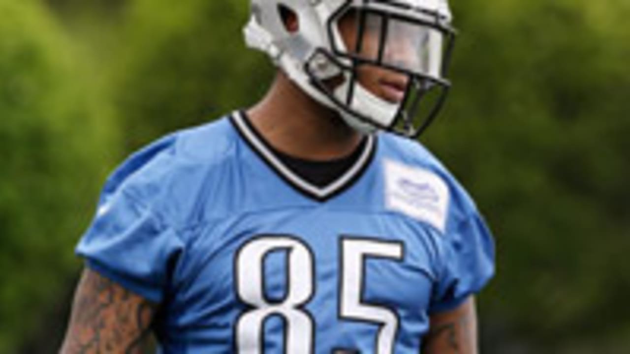 eric-ebron-2-140520-spot.jpg