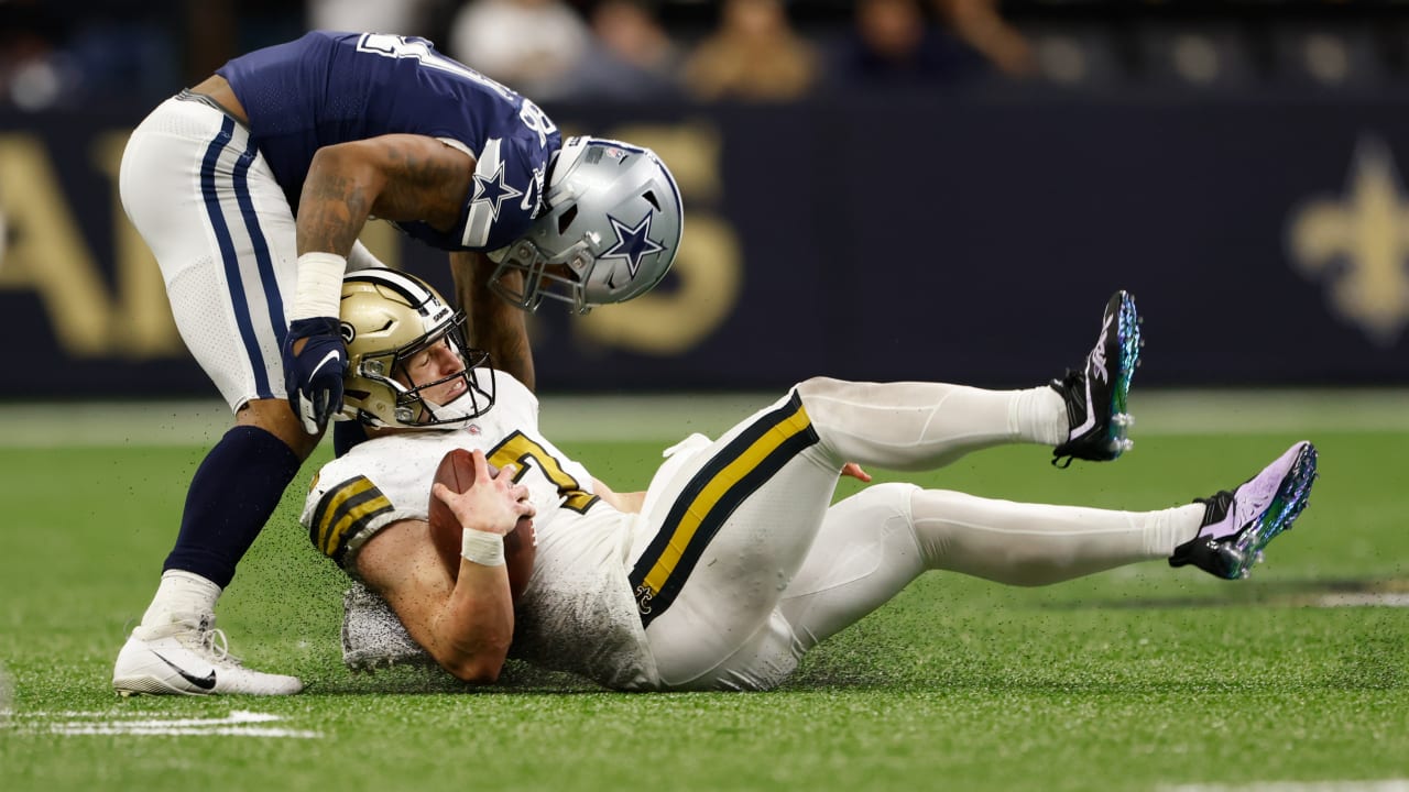 Dallas Cowboys linebacker Micah Parsons(11) laughs with teammates New  Orleans Saints defensive …