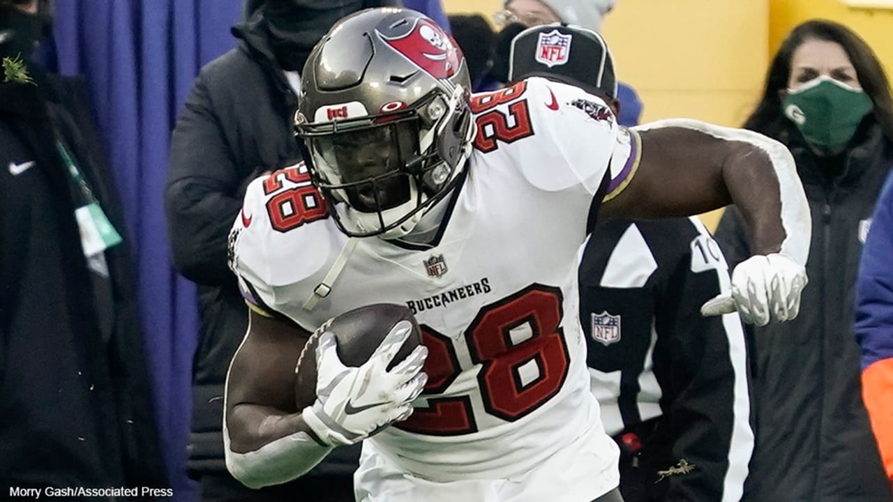 Leonard Fournette resigning with Buccaneers for a year, up to $ 4 million