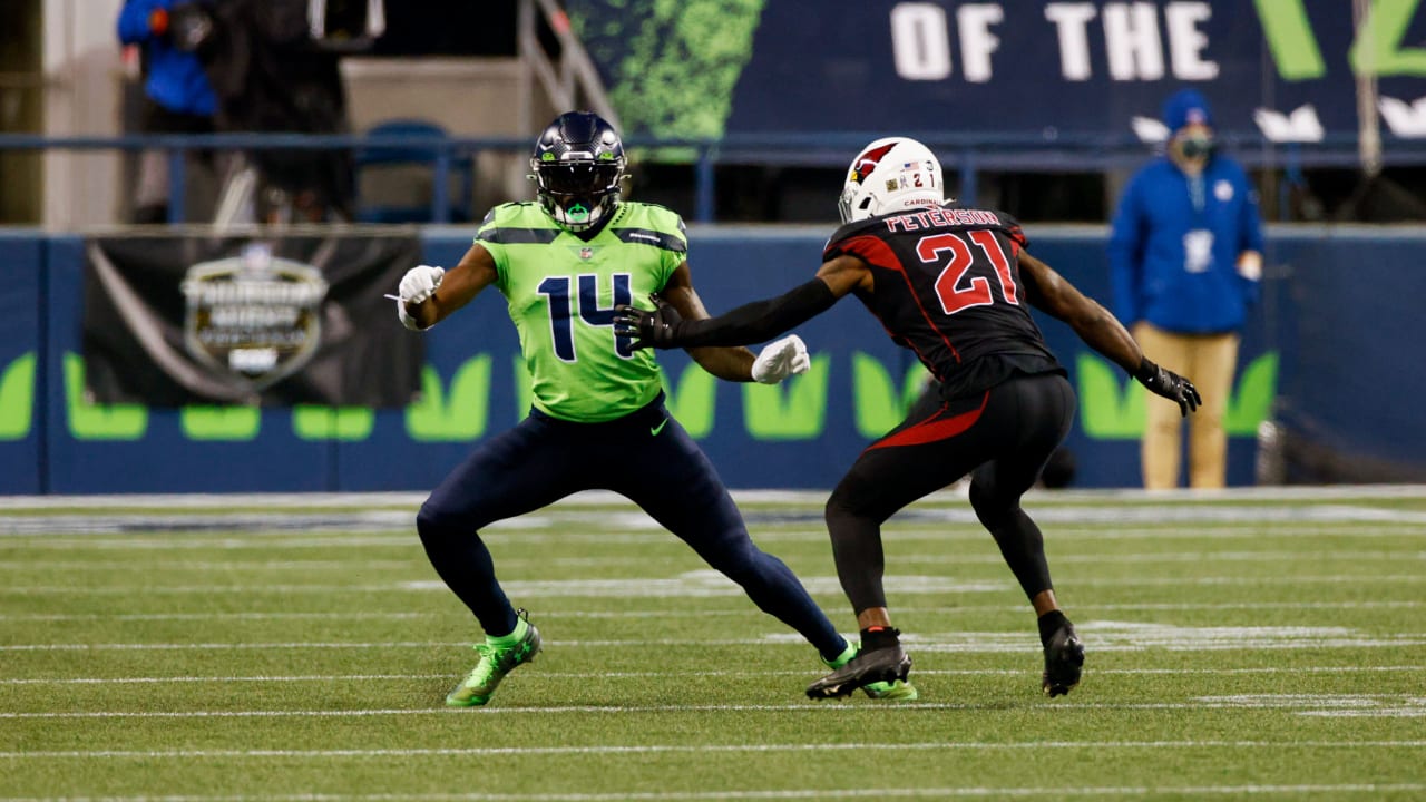 Seattle Seahawks wide receiver DK Metcalf vs. Arizona Cardinals cornerback Patrick  Peterson on 'Thursday Night Football'