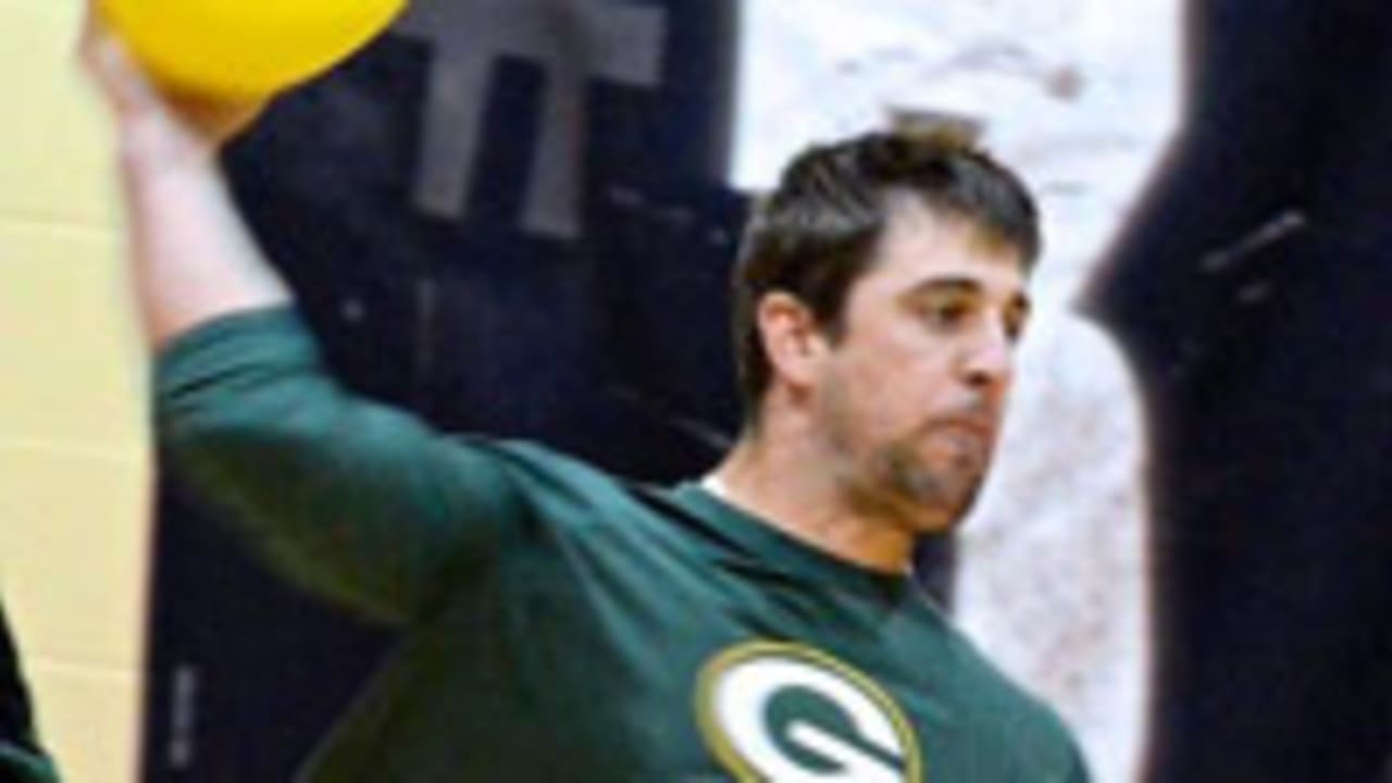 Aaron-Rodgers-130607-sl.jpg