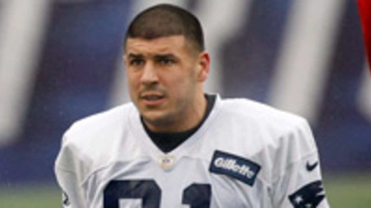 aaron-hernandez-130621-spot.jpg