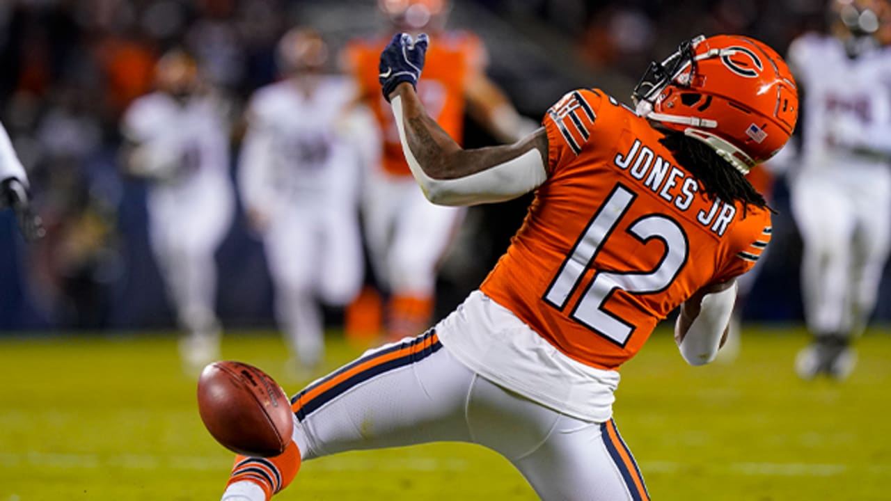 Chicago Bears wide receiver Velus Jones Jr. (12) warms up before an NFL  football game against the New York Jets on Sunday, Nov. 27, 2022, in East  Rutherford, N.J. (AP Photo/Adam Hunger