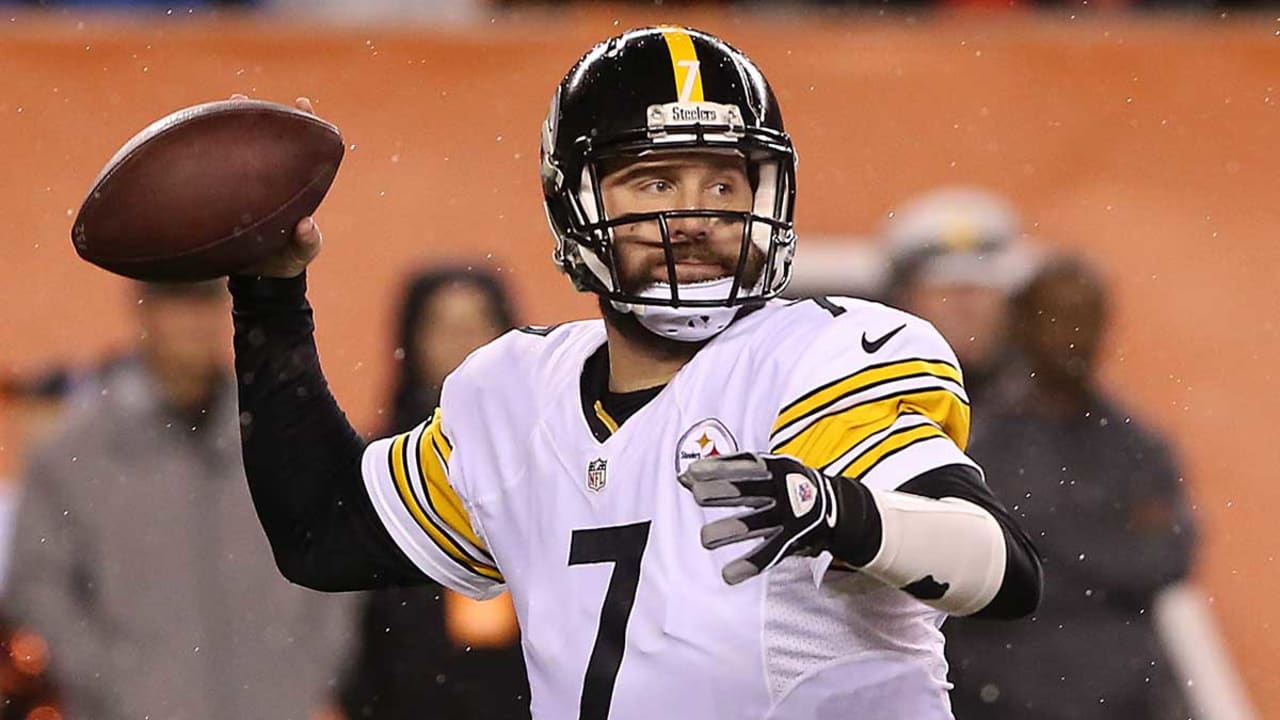 Ben Roethlisberger has a sprained right shoulder, status for