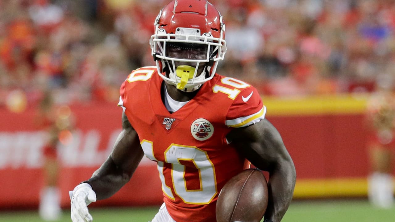 tyreek-191013-vs.jpg