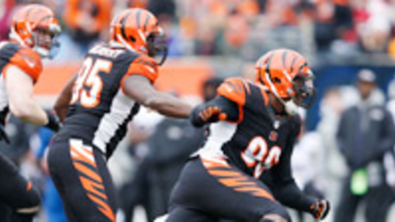 Bengals-defense-sl-102814.jpg