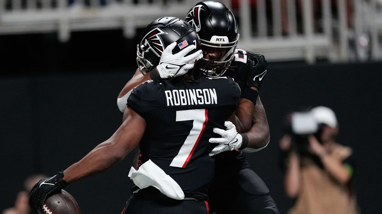 Falcons RBs Bijan Robinson, Tyler Allgeier to continue splitting carries in backfield