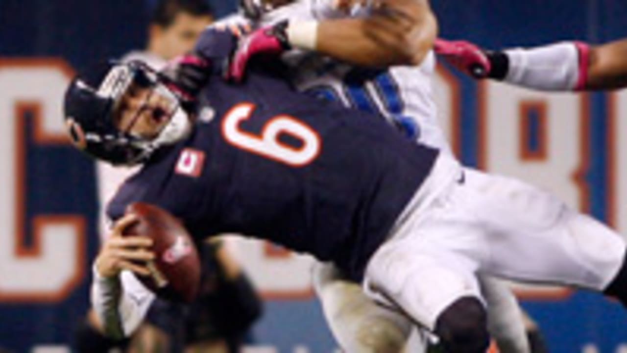 ndamukong-suh-121023-spot.jpg