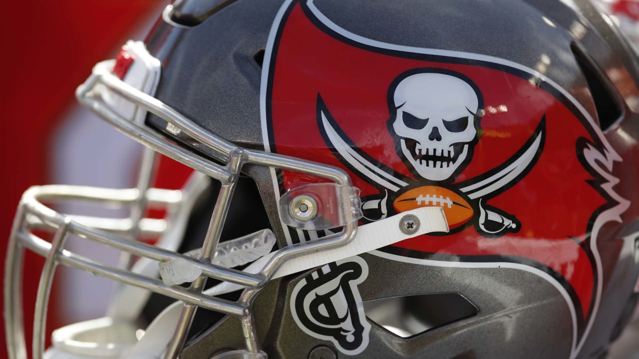 bucs-helmet-022420