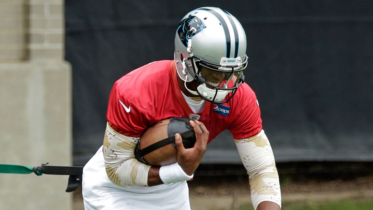 Cam-Newton-150619-Sl.jpg