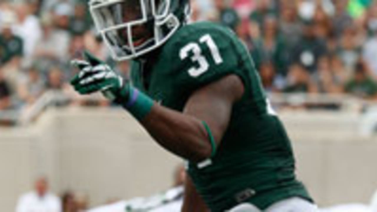 darqueze-dennard-032014-spot.jpg