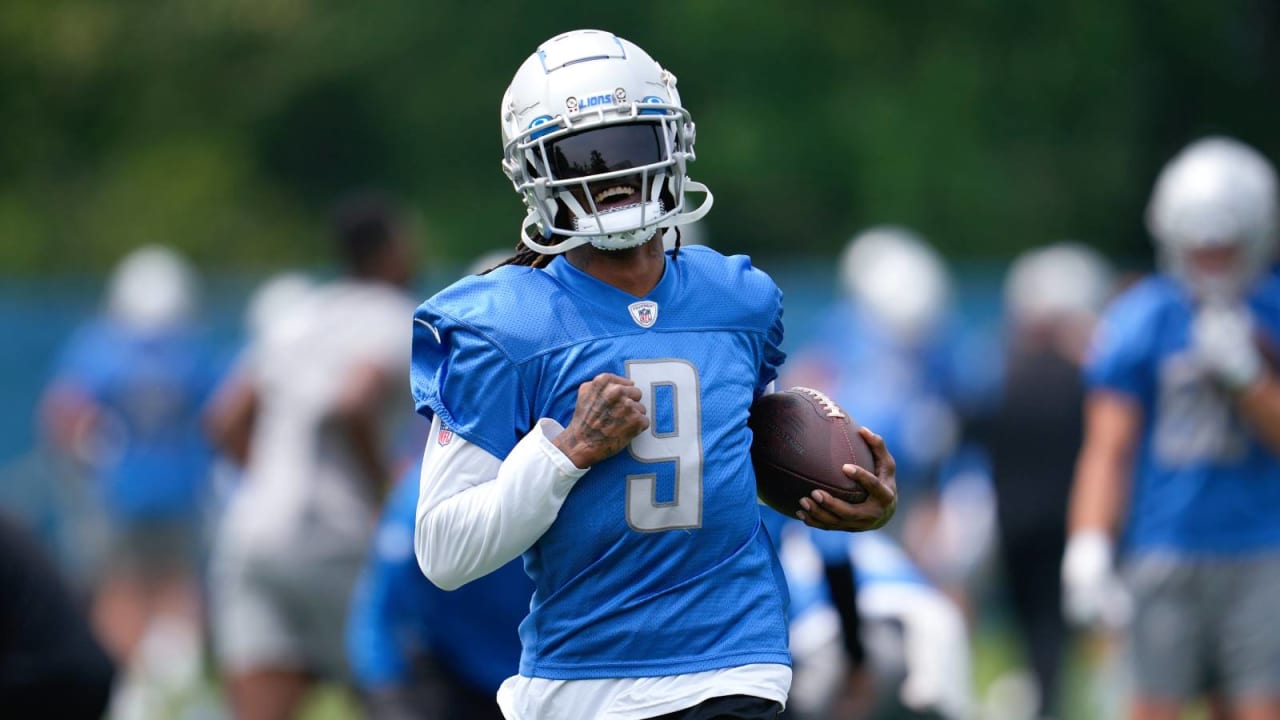 The Lions don't need a quarterback, they need a team - Pride Of