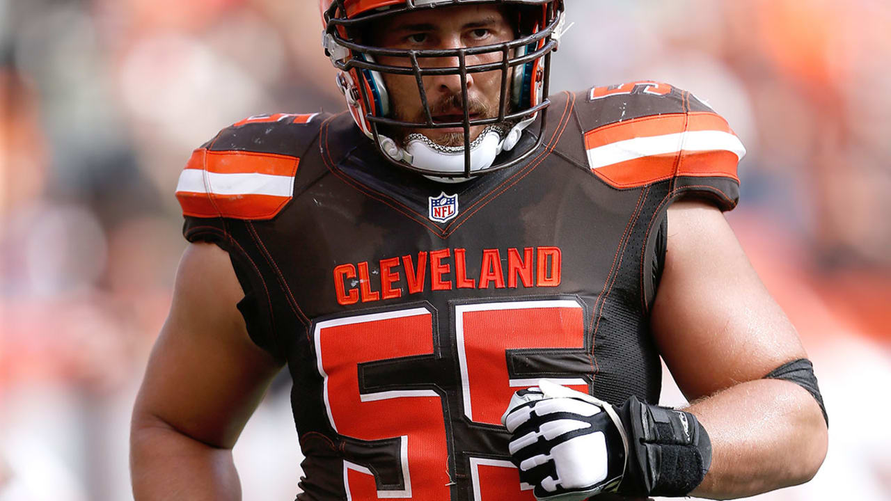 alex-mack-160303-SL