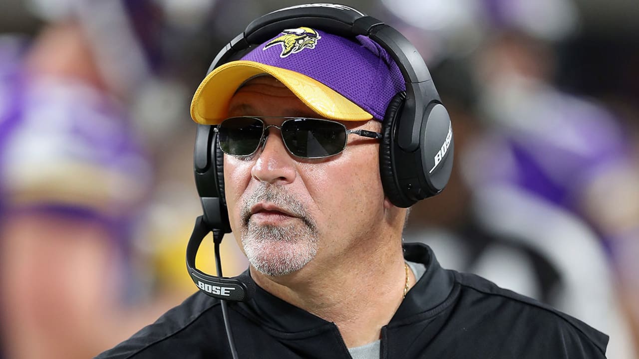 Vikings offensive line coach Tony Sparano dies at 56