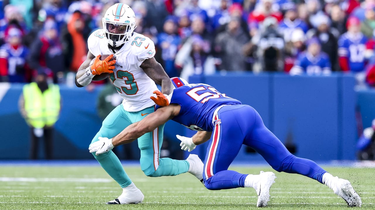 The arrow is pointing up for Miami Dolphin Jeff Wilson 