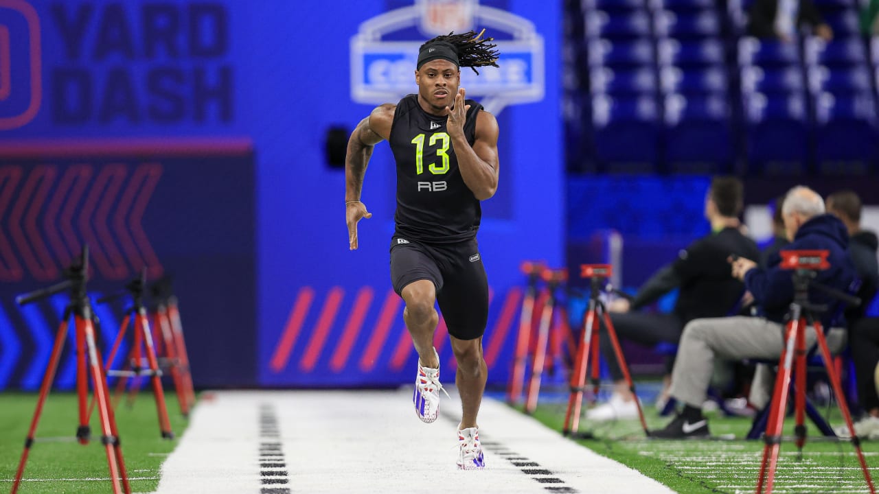 Running back Jerrion Ealy runs official 4.52-second 40-yard dash in 2022  combine