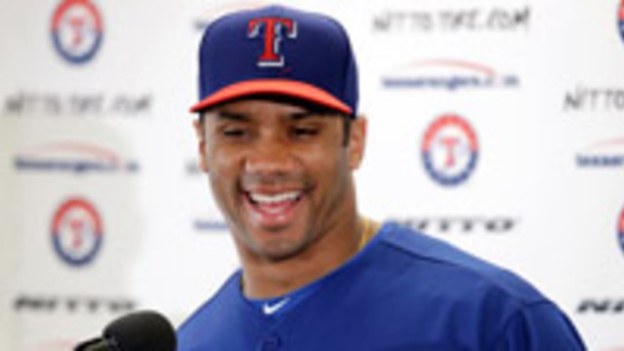 Russell-Wilson-140303-Spot.jpg