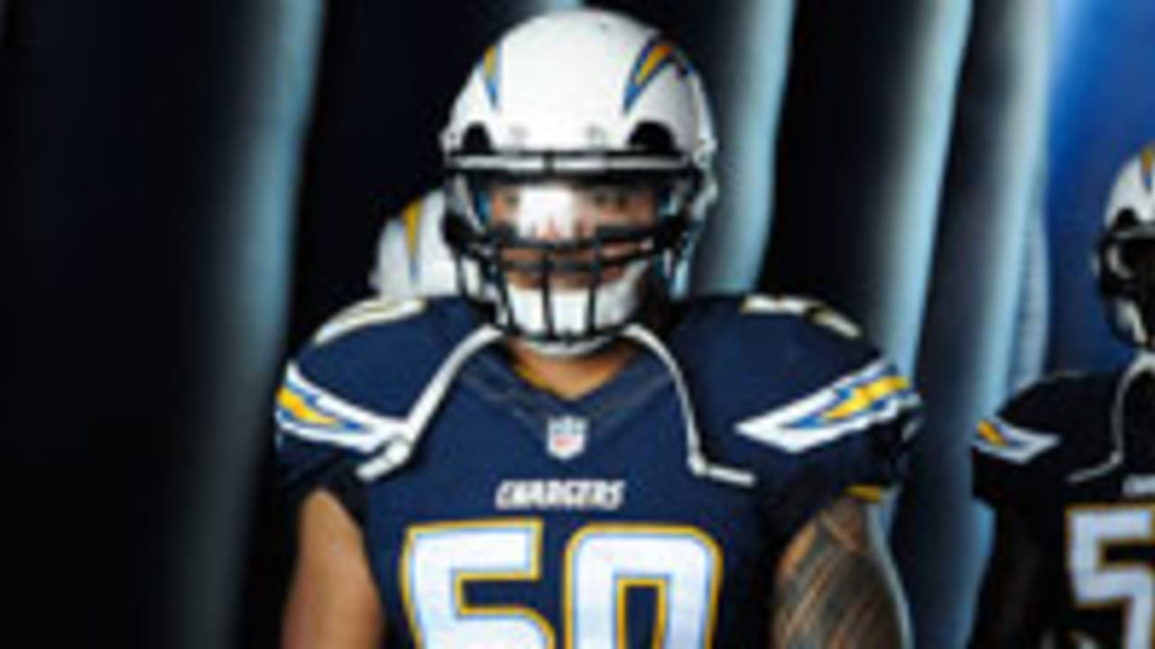 Manti Te'o signs with Chargers