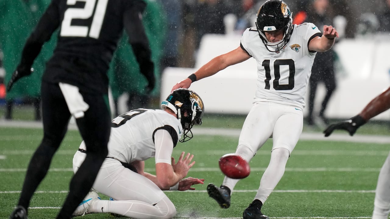 Jacksonville Jaguars place kicker Riley Patterson (10) in action during an  NFL football game against the