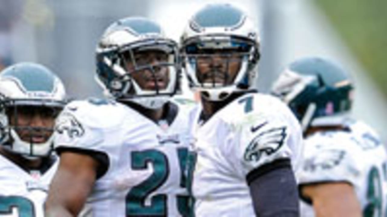 michael-vick-lesean-mccoy-121211-spot.jpg