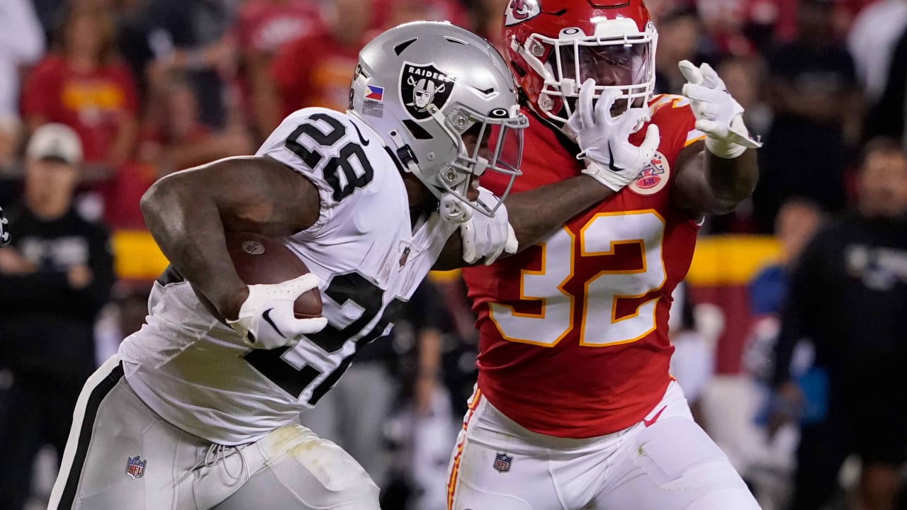 NFL Monday night: Chiefs edge Josh Jacobs, Raiders 