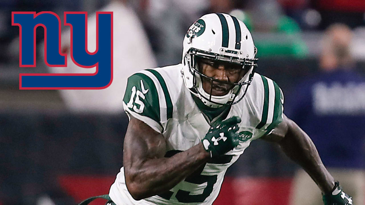 Veteran receiver Brandon Marshall says he's signing with Seahawks