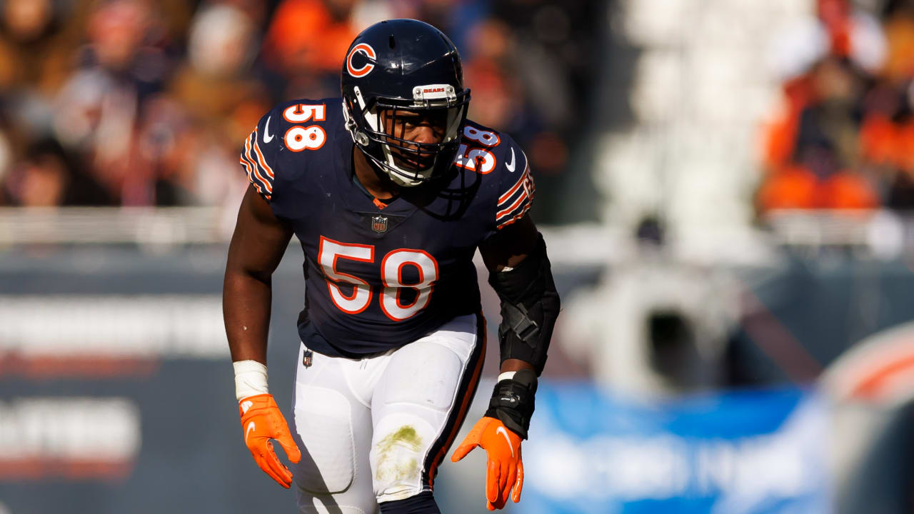 Bears LB Roquan Smith set to hold out of training camp due to issues with  contract