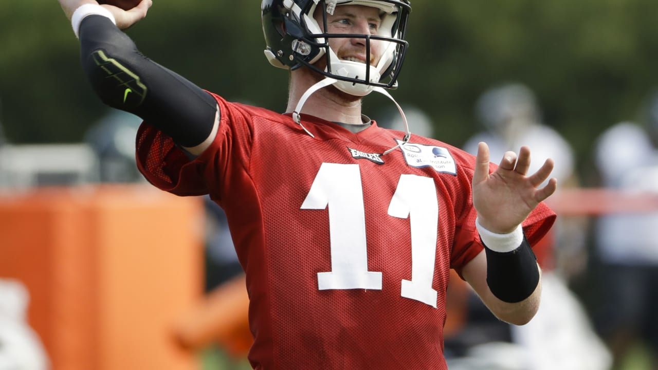 carson-wentz-091116