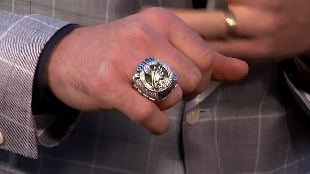 Zach Ertz brings in TD catch and brings home Super Bowl ring