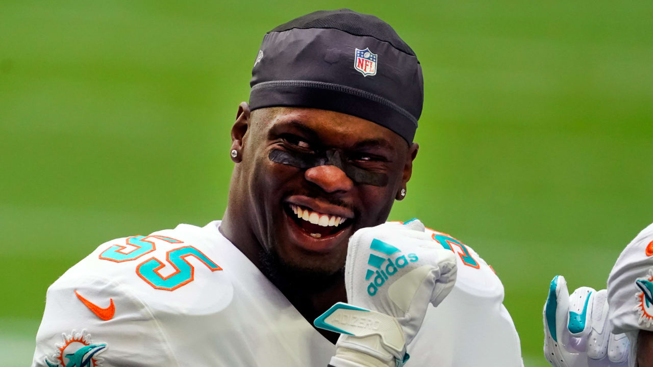 Miami Dolphins agree to three-year contract extension with