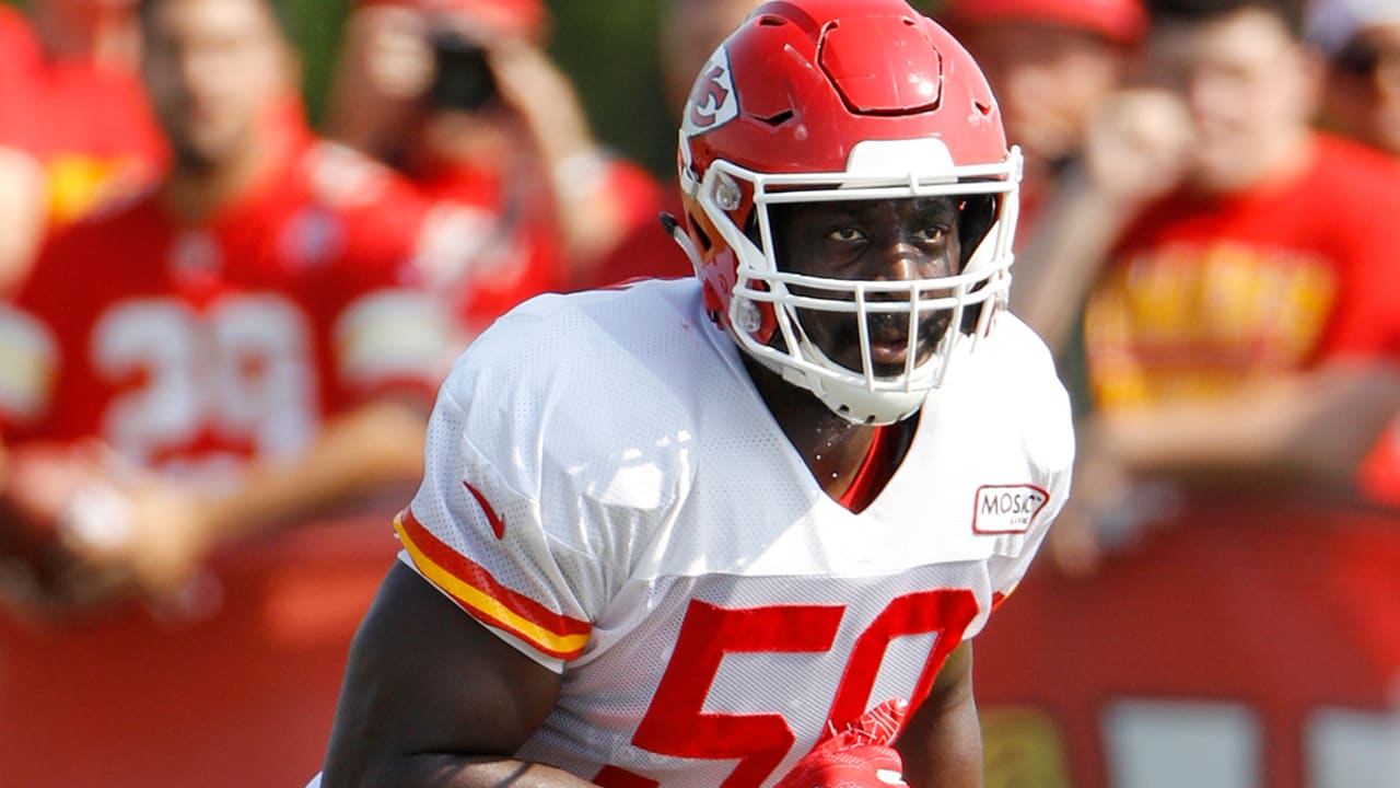 Justin-Houston-181008-sl.jpg