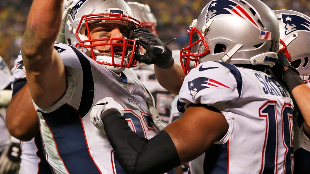 gronk-171217-SL