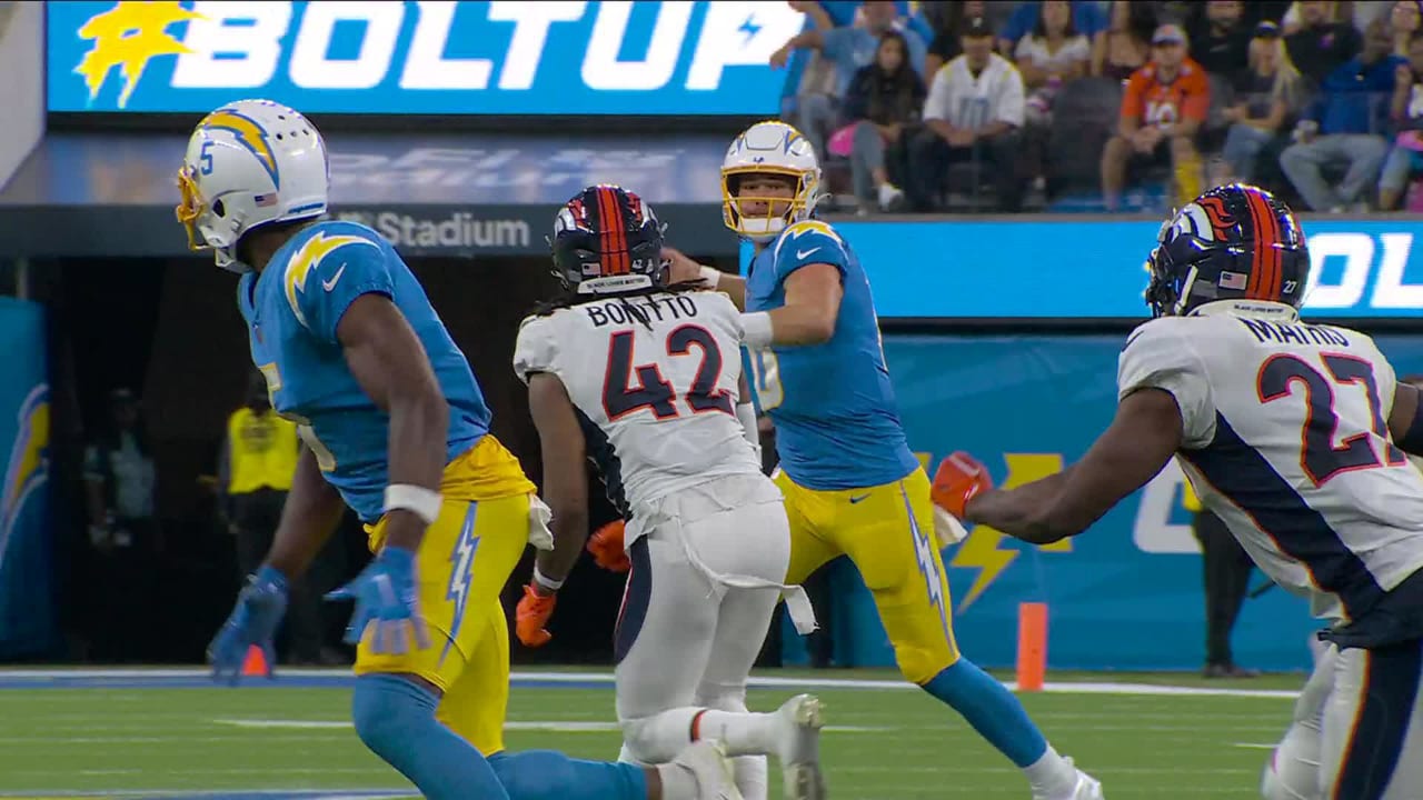 Los Angeles Chargers wide receiver Josh Palmer sheds would-be tackler ...