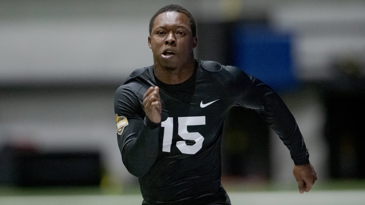 At NFL combine, college experience seen as a winning play