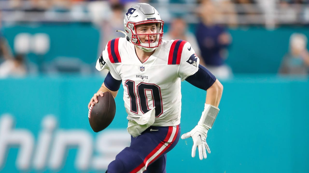 Every NFL starting QB in 2022, ranked 