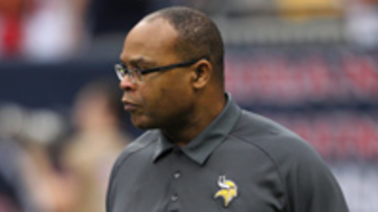 mike-singletary-130208-spot.jpg