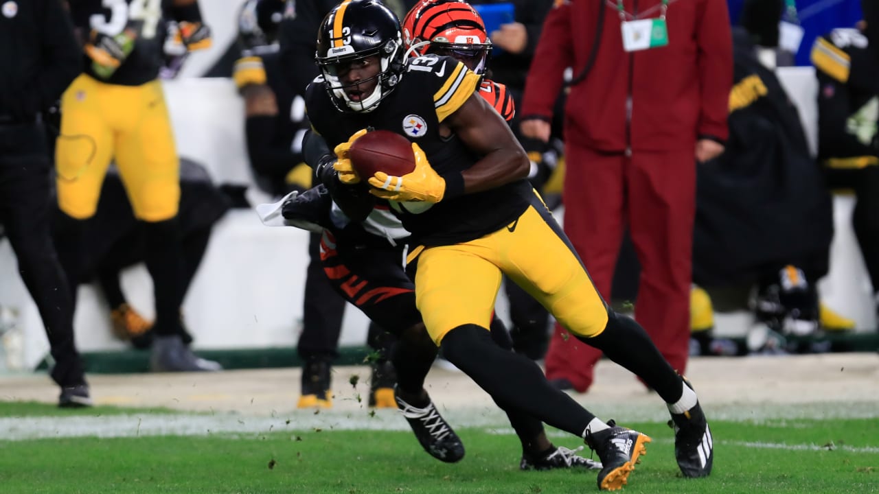 Pittsburgh Steelers wide receiver James Washington makes nifty ...