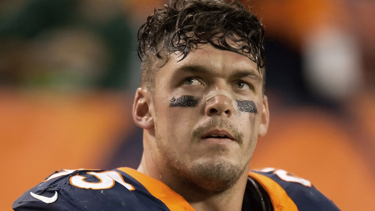 Derek Wolfe-160123-Spot.jpg