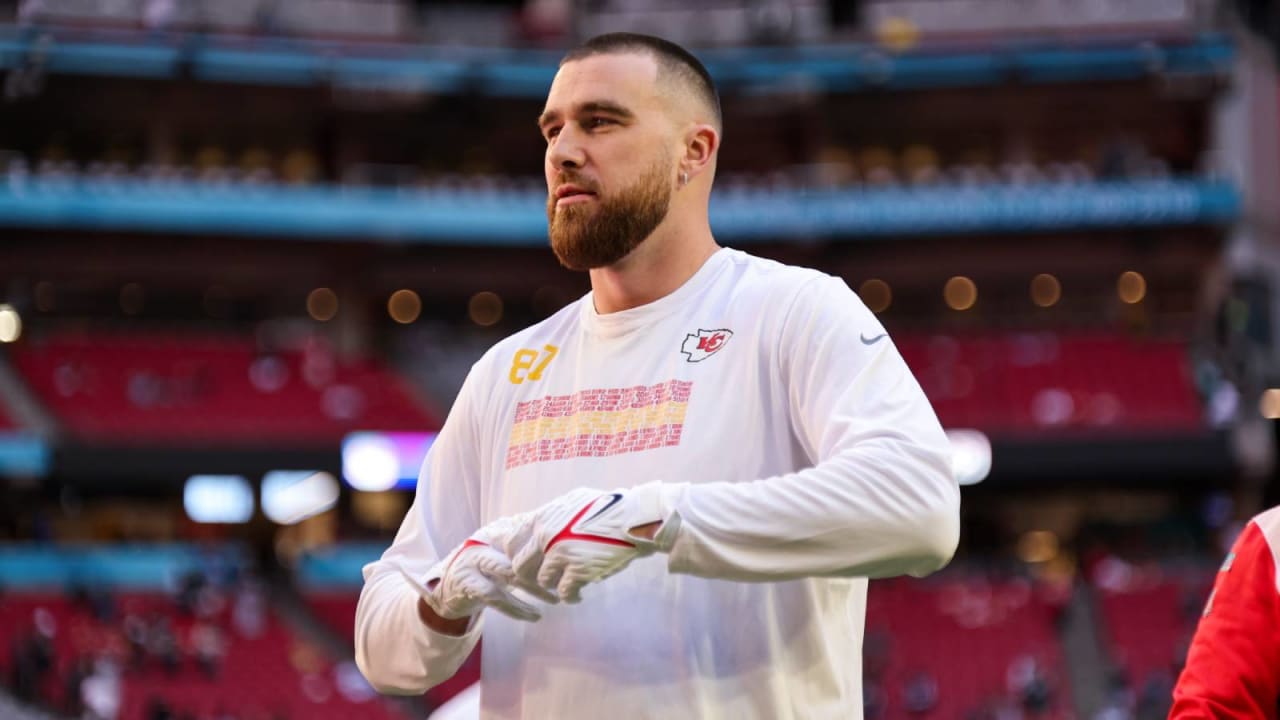 Travis Kelce can't imagine ever playing for a team other than