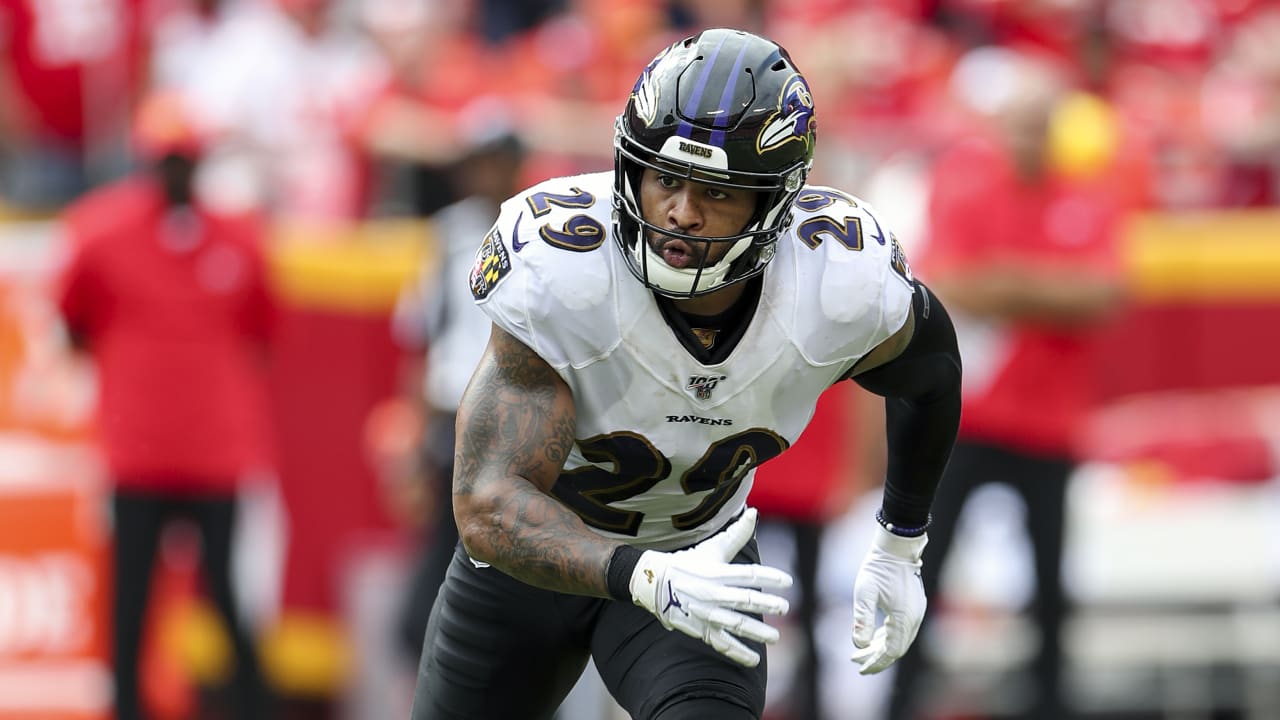 Baltimore Ravens terminate contract of safety Earl Thomas after fight