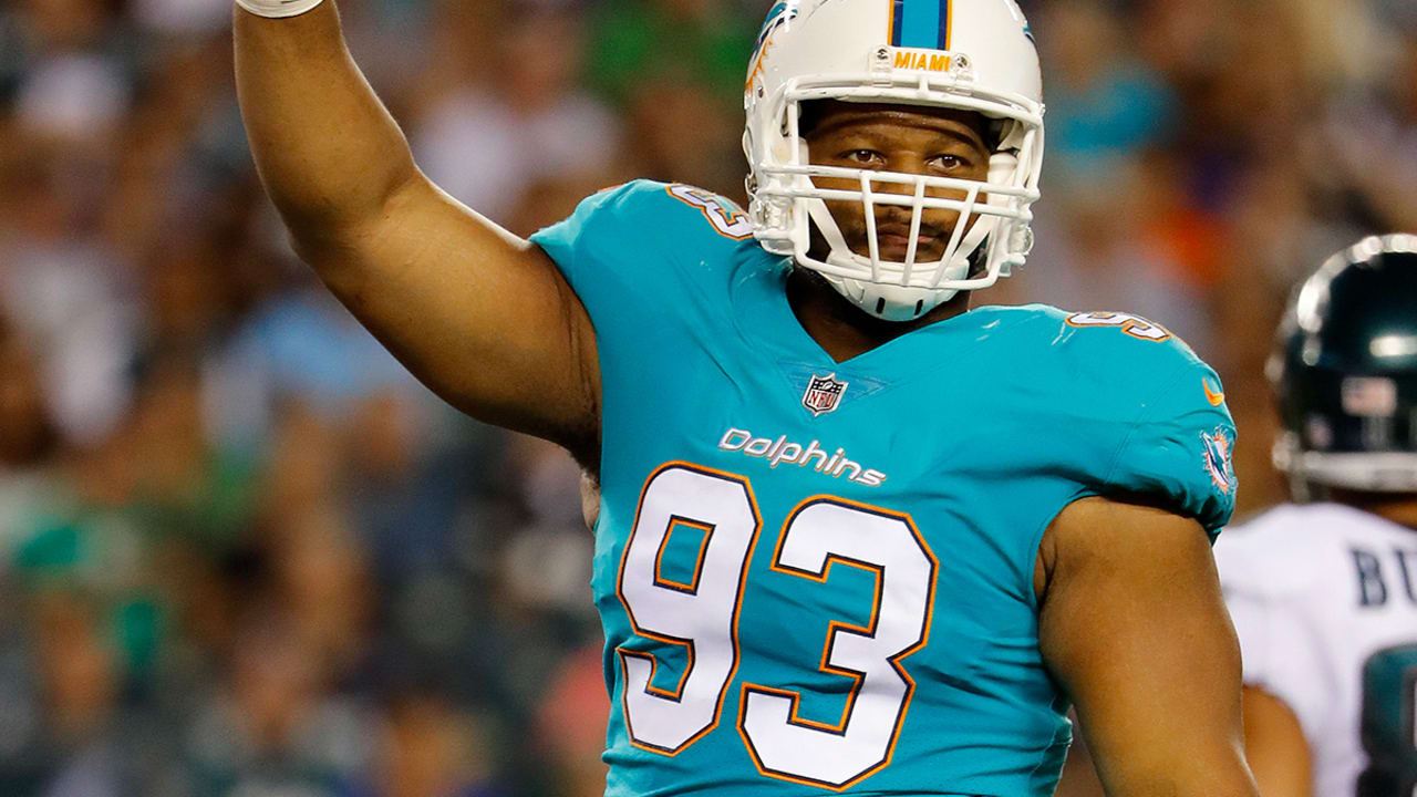 Ndamukong Suh-180326-spot.jpg