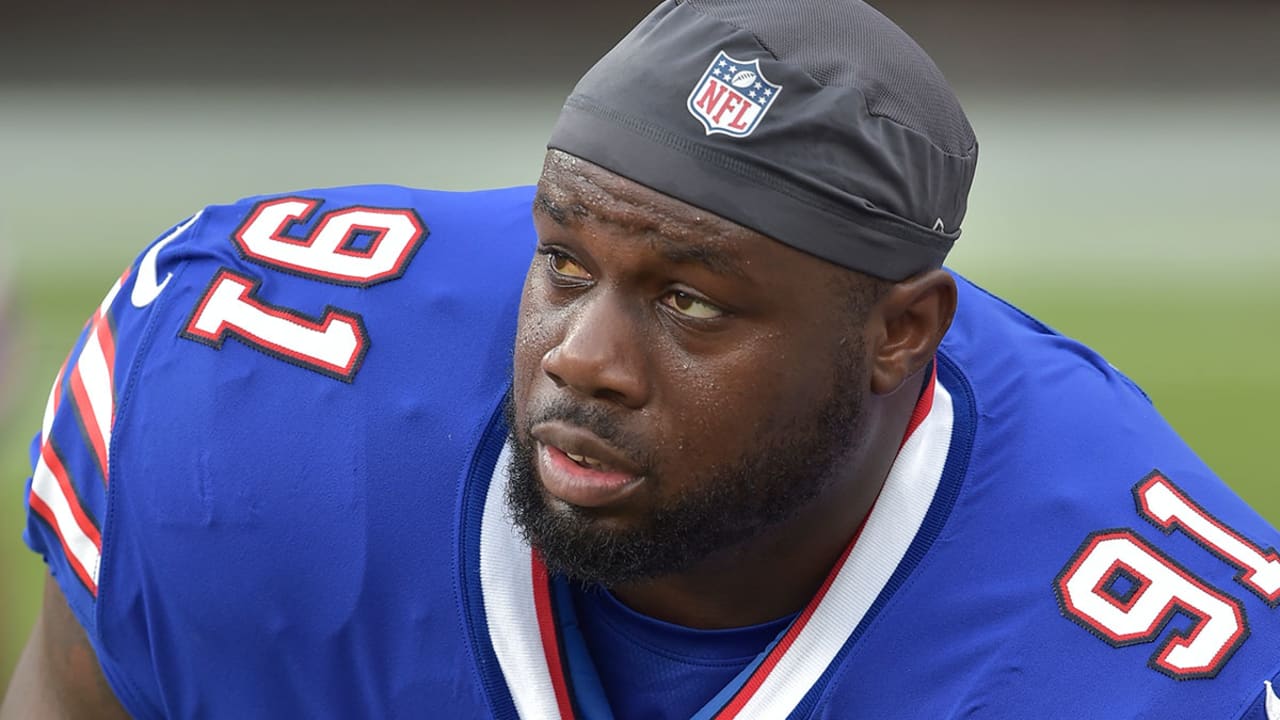 Detroit Lions defensive tackle Tyrunn Walker talks with Los Angeles News  Photo - Getty Images