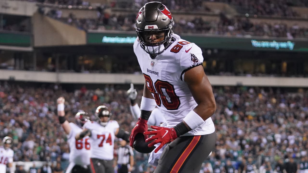 Las Vegas Raiders land tight end O.J. Howard