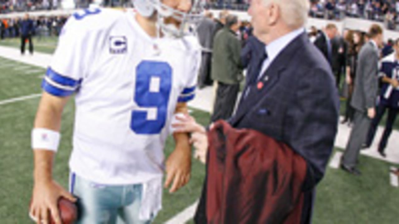 tony-romo-jerry-jones-130521-spot.jpg