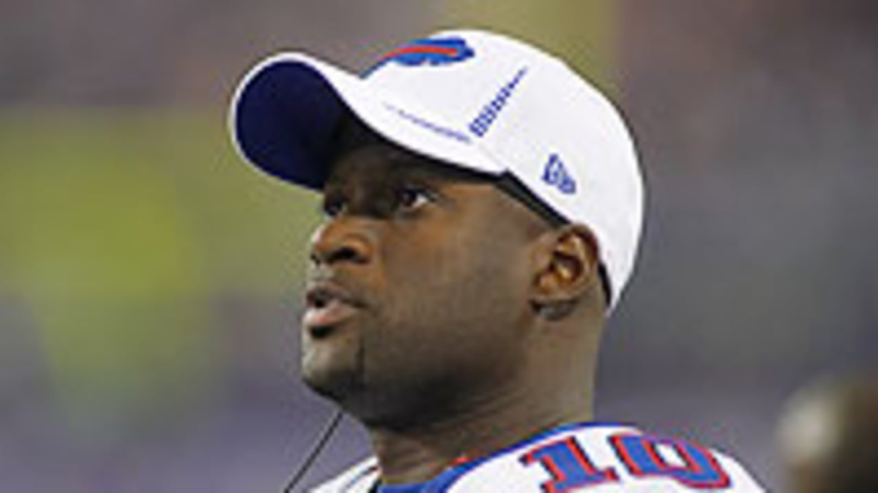 vince-young-spot_130306