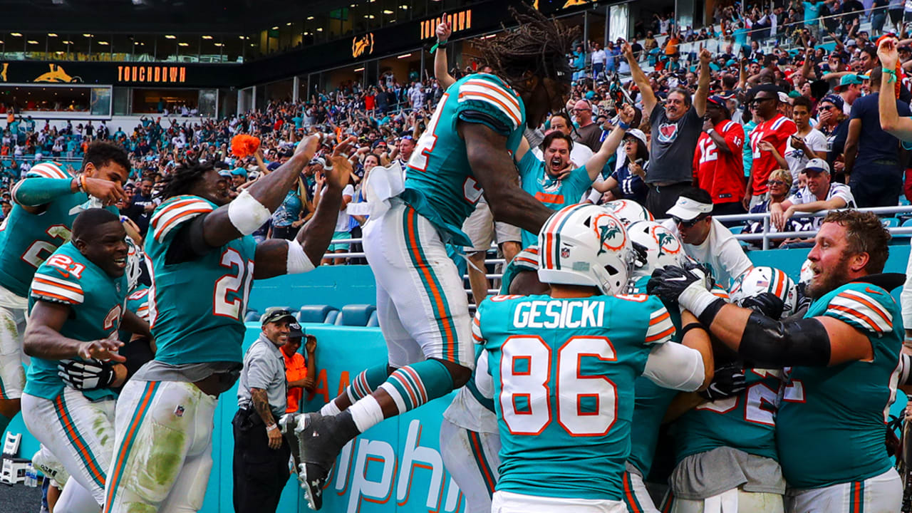 Miami's defence lifts Dolphins to win over Baltimore Ravens