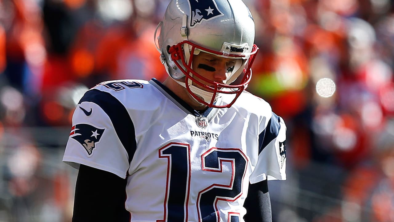 tom-brady-160125-sl
