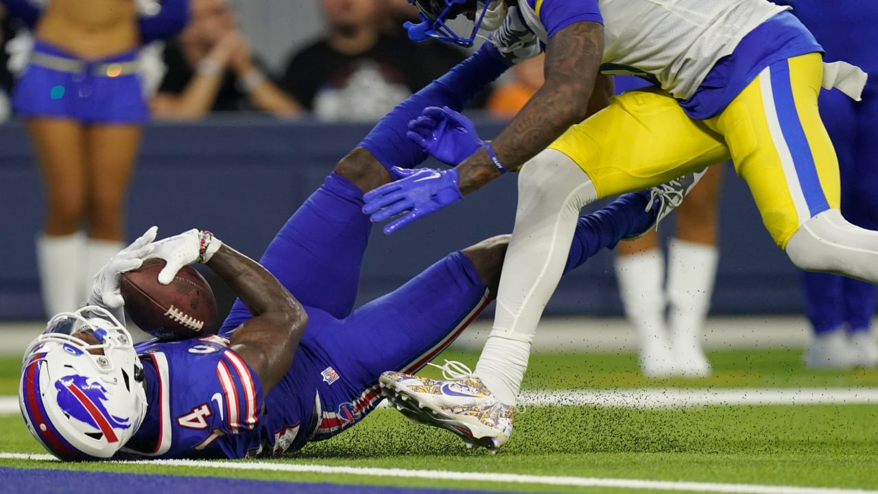 Bills' Josh Allen, Stefon Diggs connect for 3 TDs in rout of Titans –  Orange County Register