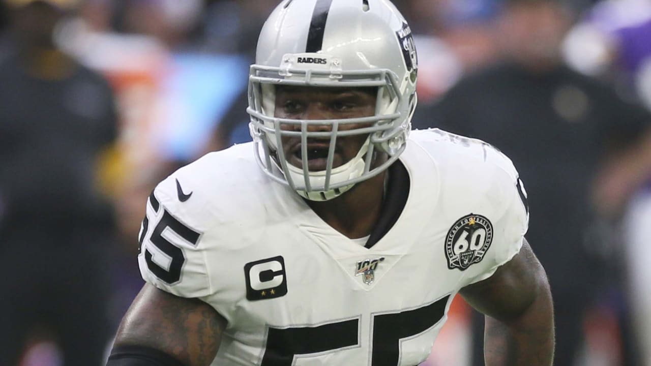 Oakland Raiders outside linebacker Vontaze Burfict (55) during NFL football  training camp Thurs …