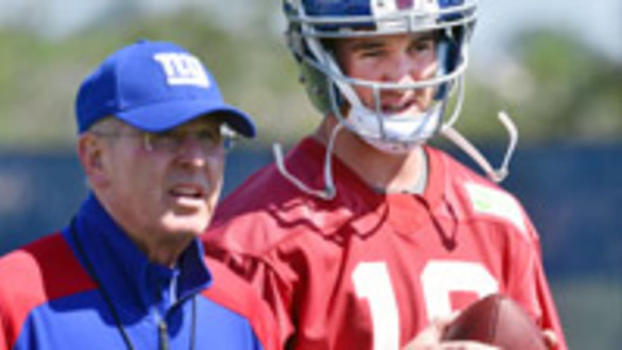 manning-coughlin-140619-SL.jpg